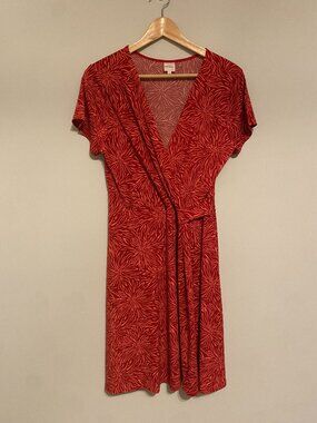 Red floral Mini Wrap Dress, Size L